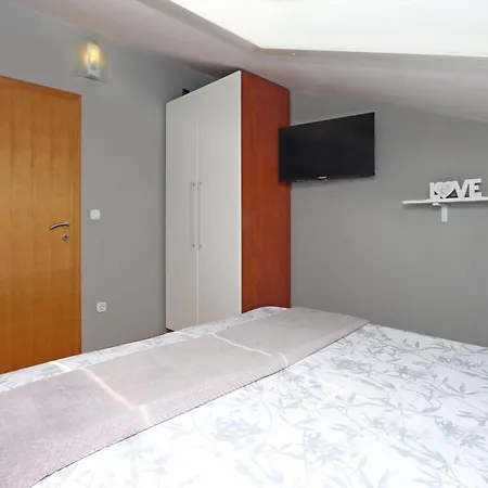 Seaside Apartments With A Swimming Pool Pag - 6412 Pag Town Room photo