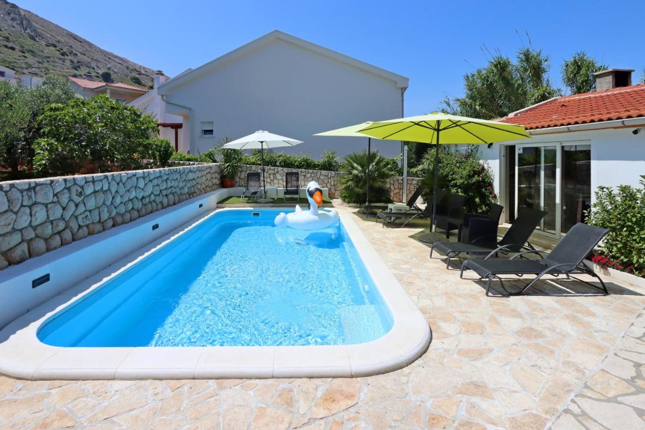 Seaside With A Swimming Pool Pag - 6412 Apartment