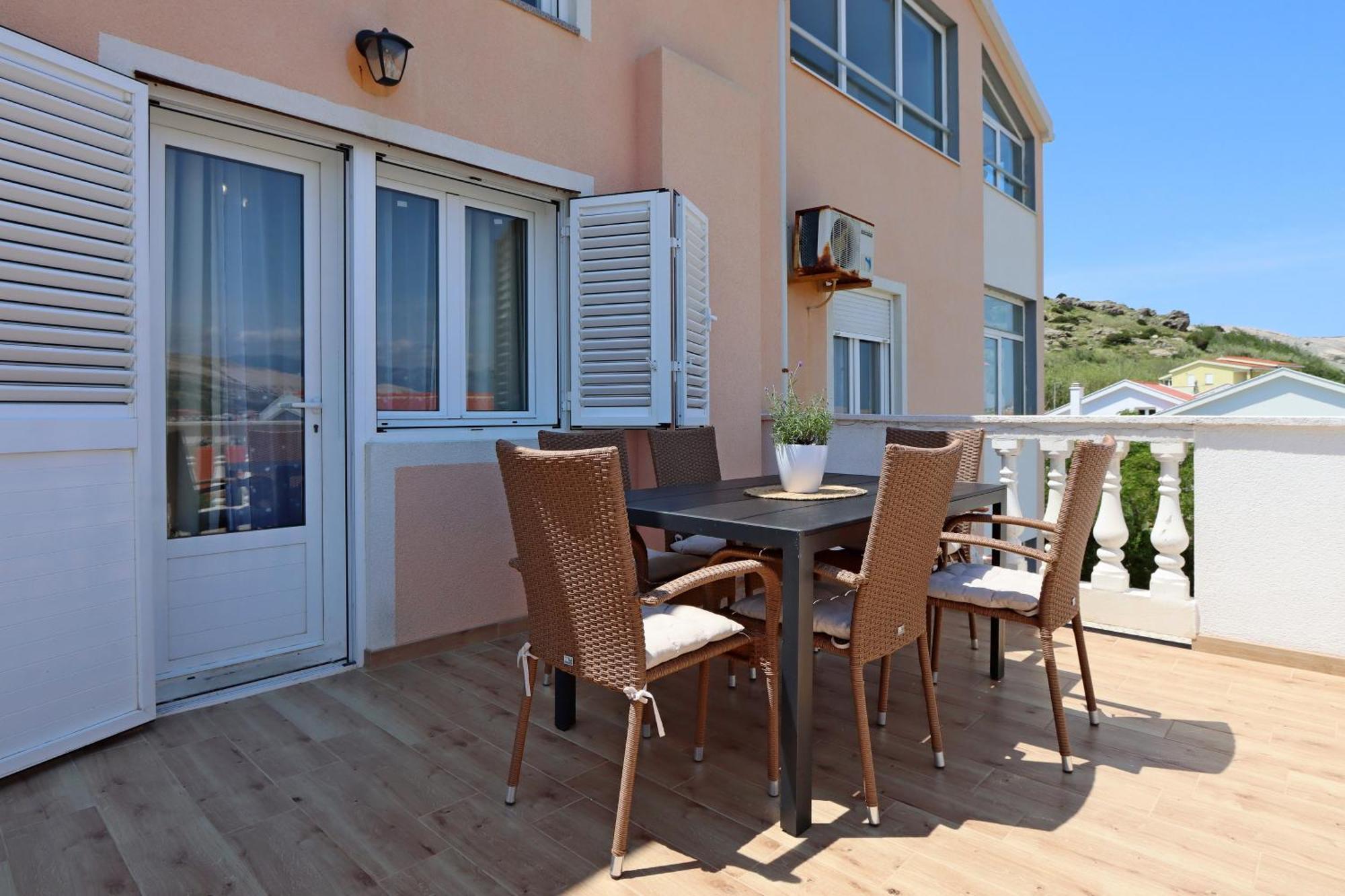 Apartment Seaside With A Swimming Pool Pag - 6412 *