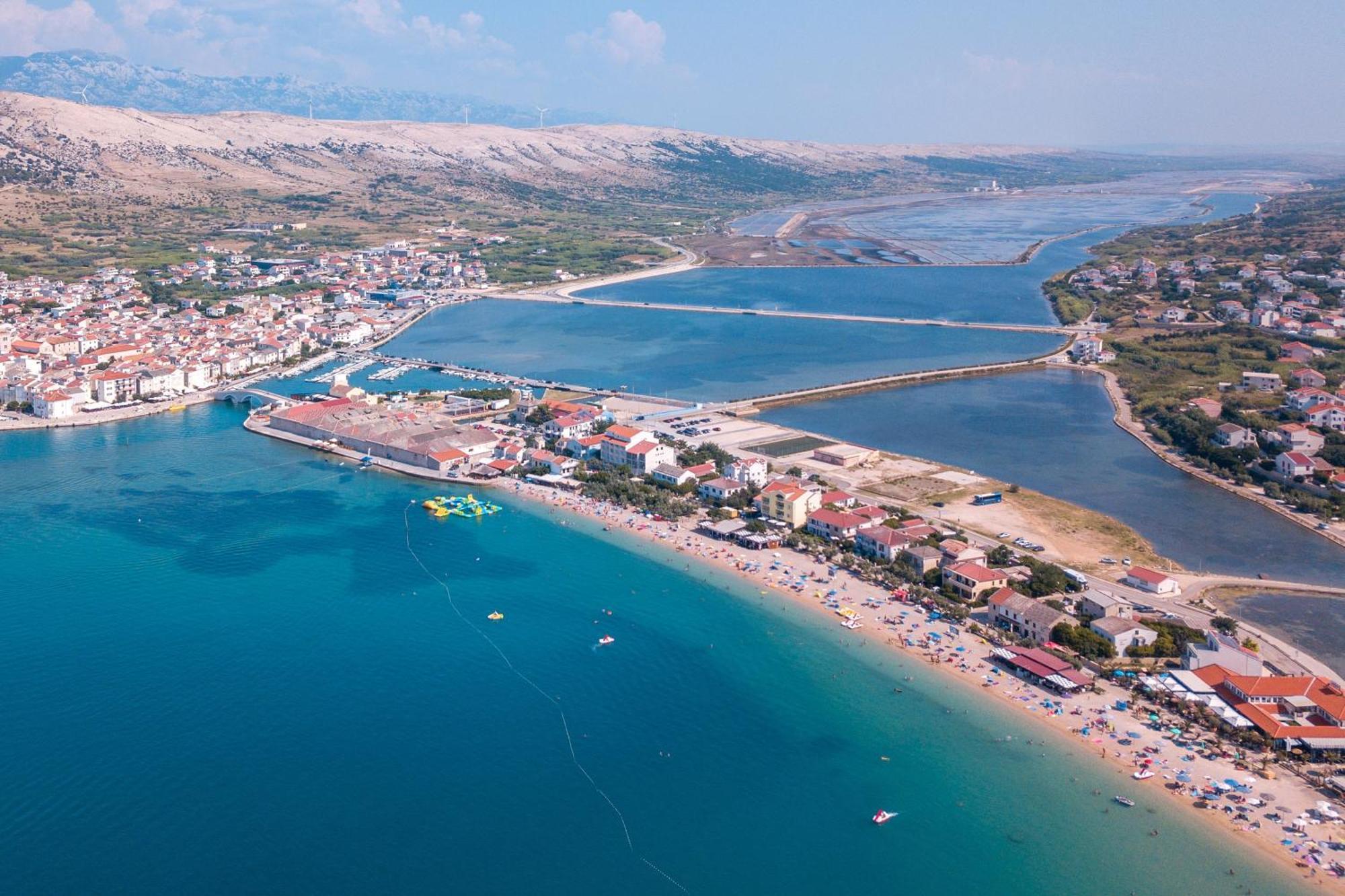 Seaside With A Swimming Pool Pag - 6412